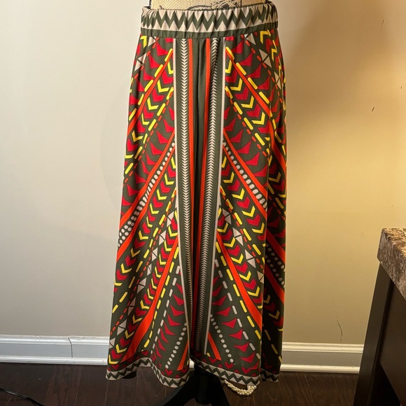 Ashley Stewart Dresses & Skirts - EUC Women’s ASHLEY STEWART Aztec Design Maxi Skirt